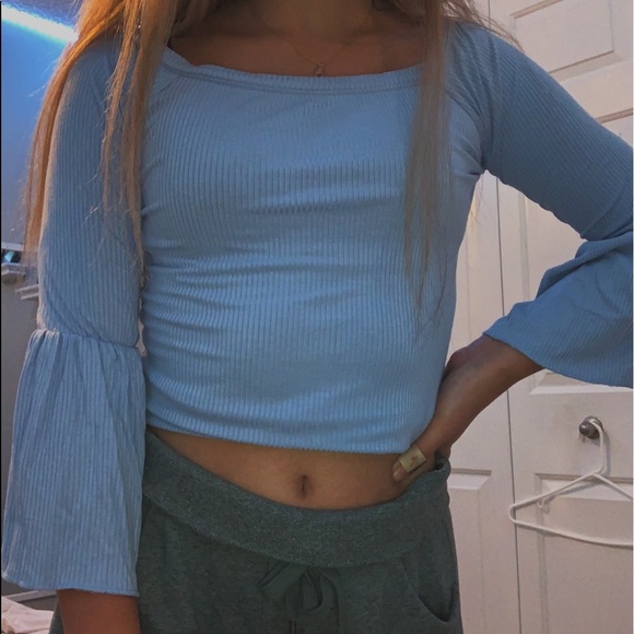 Forever 21 ribbed bell sleeve shirt - Picture 2 of 2